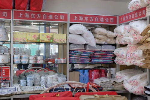 中國痰盂火到國外,淮海路附近這家雜品店里還有更多 古早貨